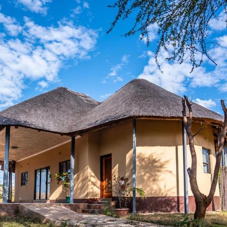 Nkanga Hotel Kasane Exterior photo