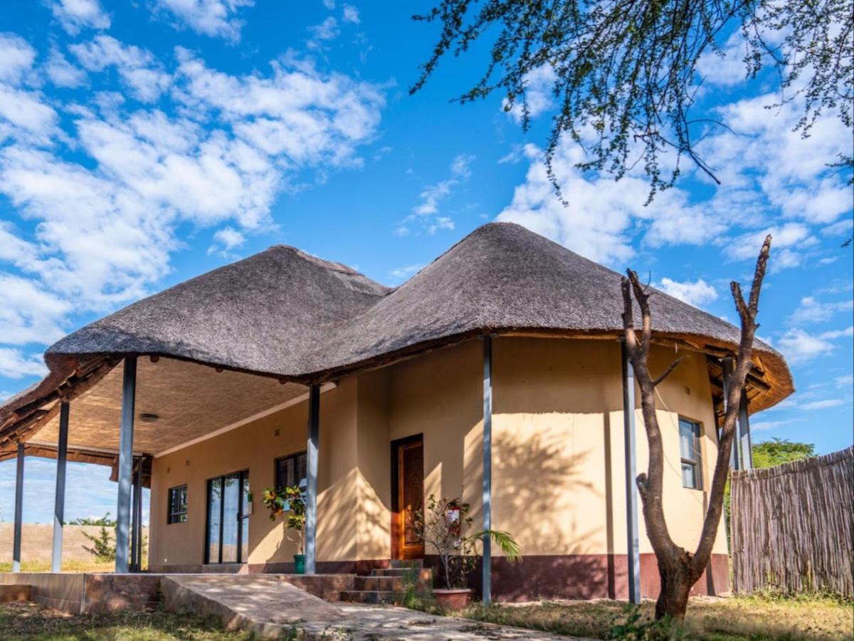 Nkanga Hotel Kasane Exterior photo