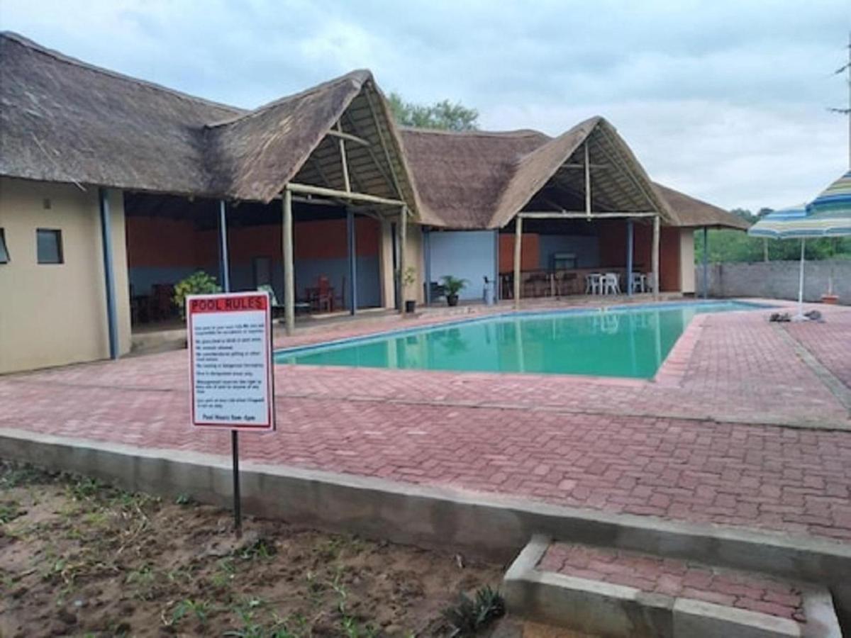 Nkanga Hotel Kasane Exterior photo